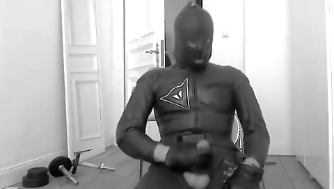 Spoking her boyfriend's wet cunt and hot pussy