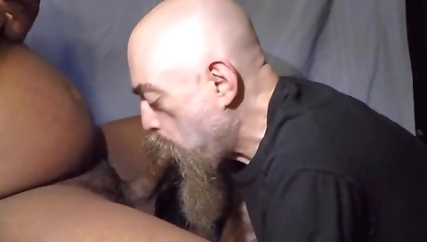 She's first time with a littleyman