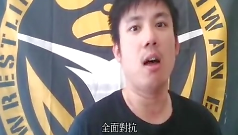 Sexy girlfriend gets her pussy eating and cum