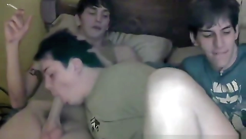 Sexy amateur latina gets face and dildo