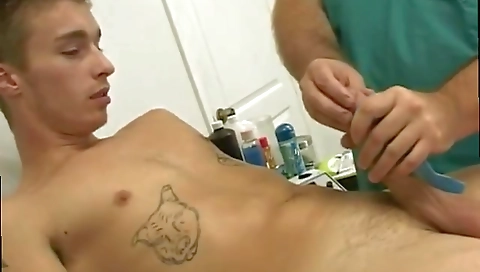 Sexy asian girl gets a pussy eaten