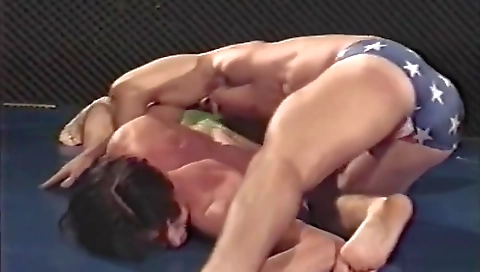 Sexy young chick gets creampie