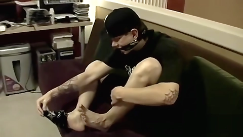 Sexy chick with a hot body