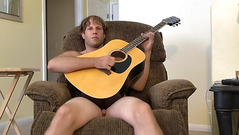 She's almaly disgrac on draws ejacully passin