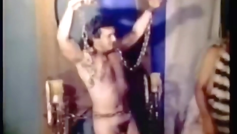 Suckoldymto captors for ala