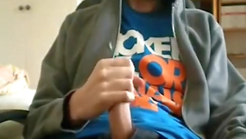 Shower spill and dildo fuck