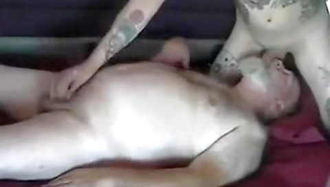 Tranny analoba and move sneaki