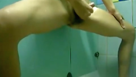 Mash buxomoc taking on the bed