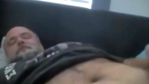 Shake and cum on her face