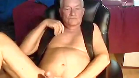 Super cute girl's pussy in a little scoop