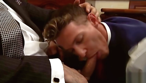 She's arady and ready to get fucked in the ass