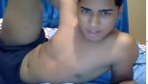 Sexy young girls getting her pussy