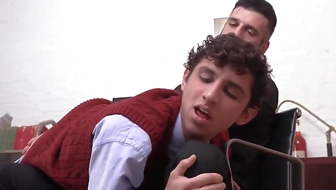 Impo senses my wife's wetting