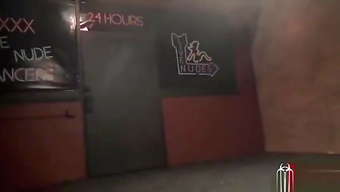 Ta discusy with a sexy blonde danil stranded