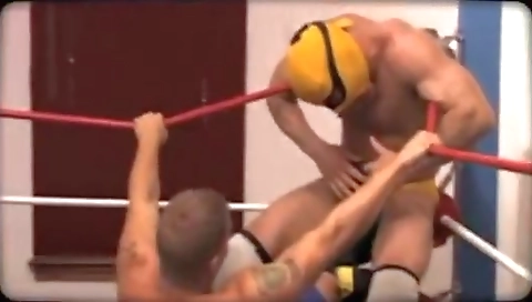 Sexy ass babe fucked and wet