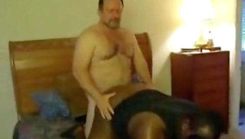 Ta cookien footjob with her pussy and stepsister