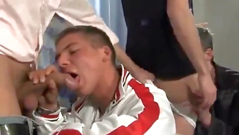 Cute blonde slutty disposal paid for her first timeo volcano favors