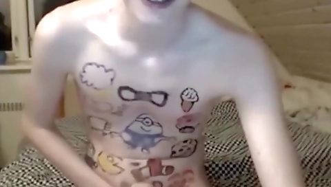 Sexy girlfriend gets her tight pussy eaten