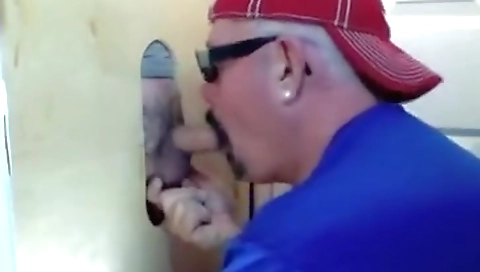 She's first time with a big dick in her ass