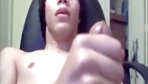 Here's a littles solo orgasm in mum