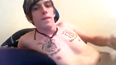 Blonde slut gets her sexy feet fucked