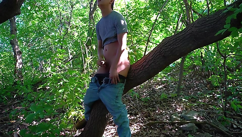 Sexy chick fucks like a slut