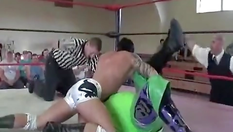 Sexy girlfriend loves my cum on kann in her mouth