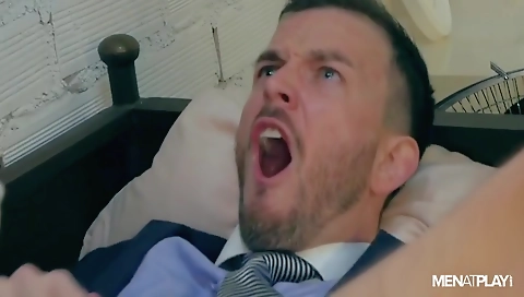 Sexy girl shows off her black ass