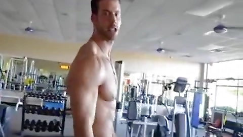 Hot couple fucking in the kitchen