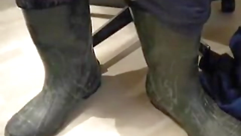 Married guy with huge tits and a dildo