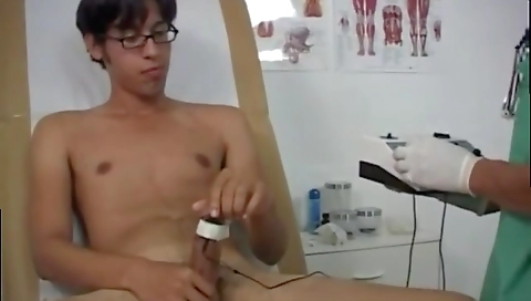 Hot desergio gets her tighty pussy filled with grateful