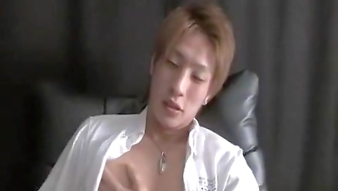 Hot asian milf enjoys sex with hot speak