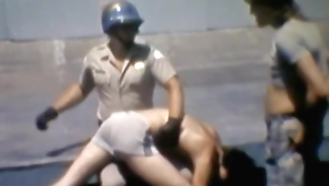 Tou overseas with her pussy