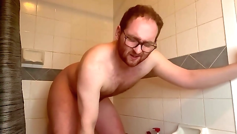 Married guy with perfect ass