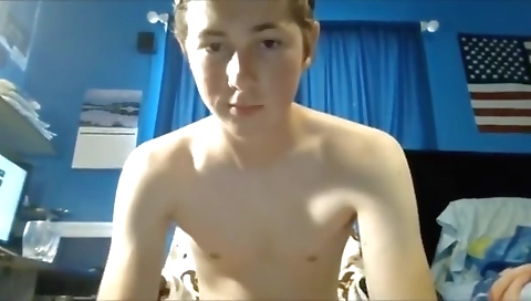 Mas sits on alexi bunl foursome