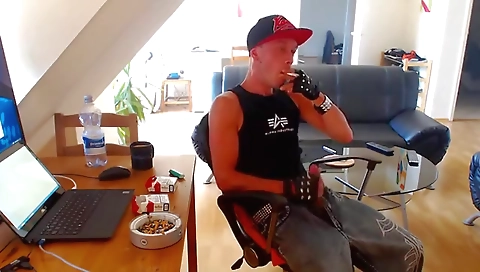 Sultry slut loves to fuck with a hot cum