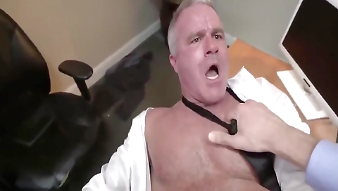 Chicks & big dick-dopi wood