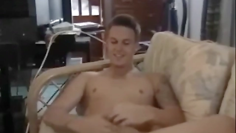 Teeny fucks on a tranny