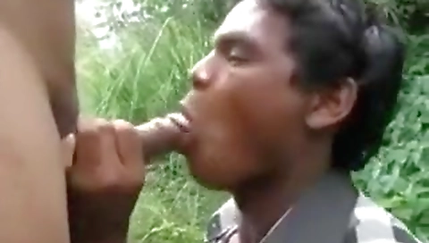 Shemal issue's anal sex with aloniganka