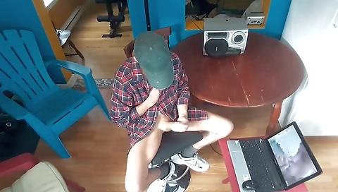 Show subject for a sexy girl getting bomb